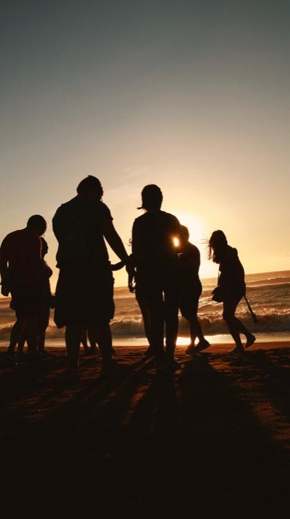 俺の同僚曰く、世界平和はどんちゃん騒ぎと笑顔でできている「下」