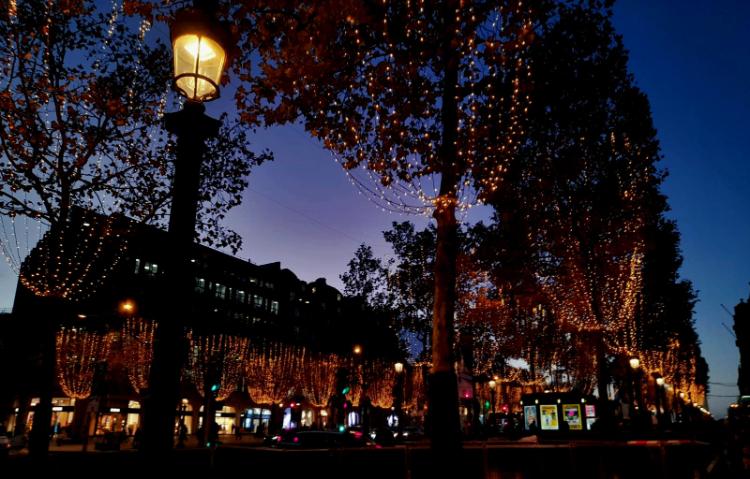 雪降る聖夜にただ、貴方だけを