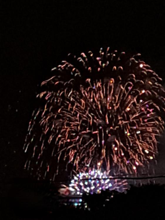 空に咲く花を見上げる、その相手は君以外ありえないから