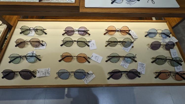 【完結】笑顔のステキなメガネ屋さんに恋をしたら、メガネが好きになりました。