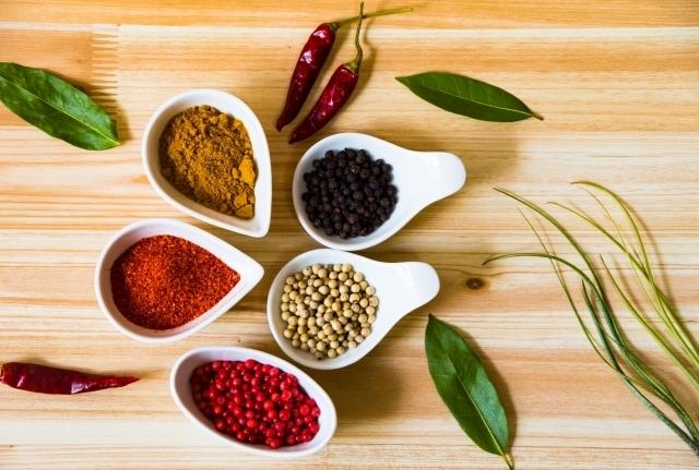 平凡な毎日に恋という名の調味料（スパイス）を