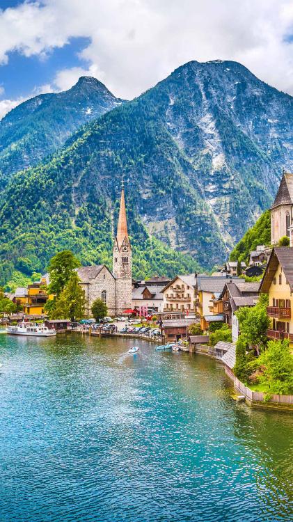 愛と呼ぶにはまだ早すぎたみたい