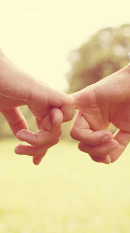 「先輩、甘えるってなんですか？」